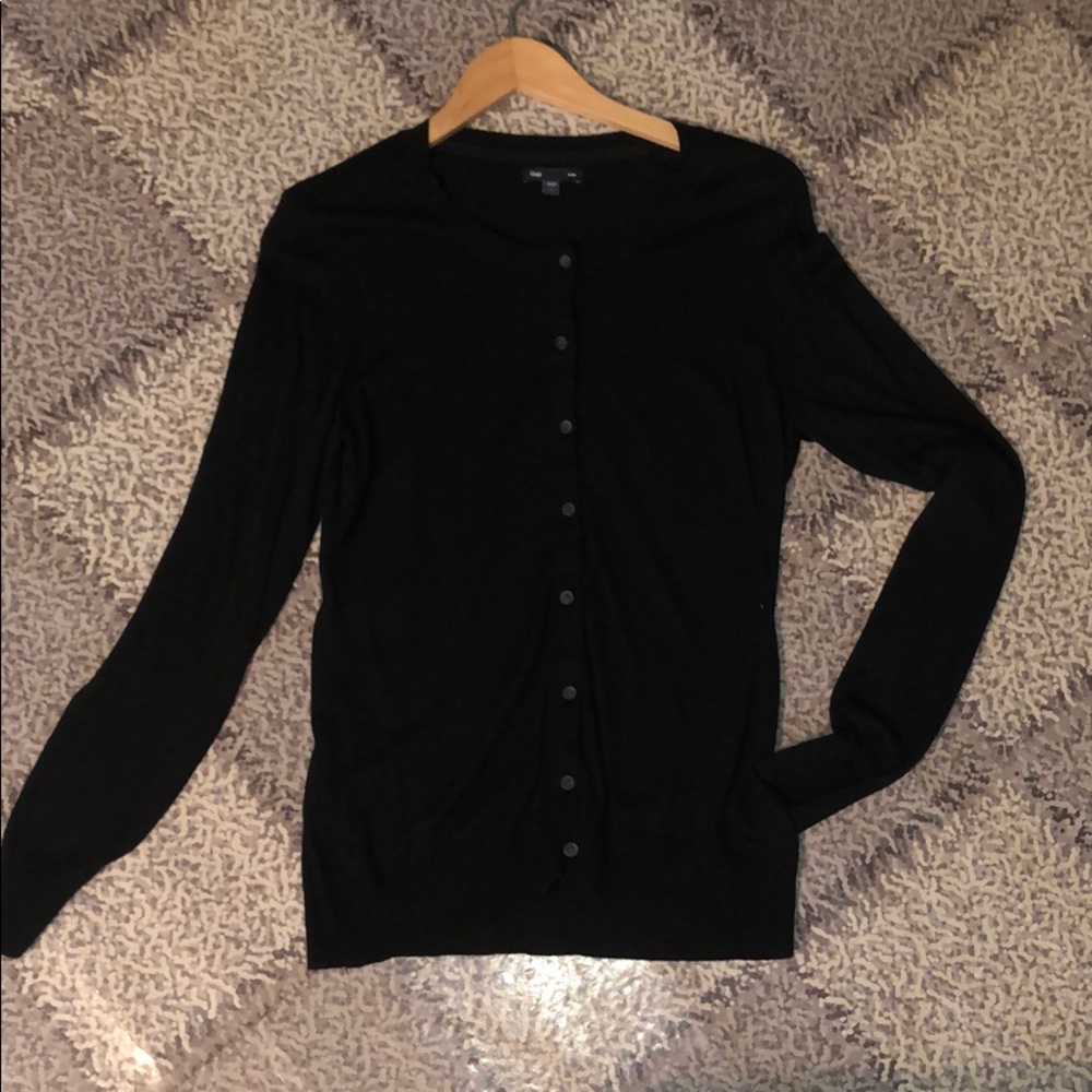 NWOT GAP Basic Black Cardigan